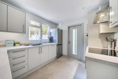 1361272-25-68dbe6...