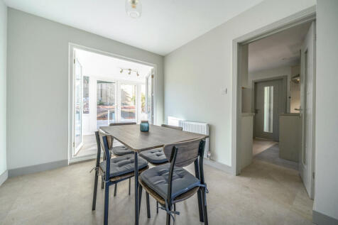 1361272-8-68dbe6d...