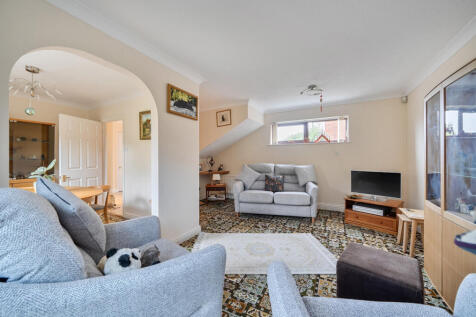 1388748-8-693aeb7...