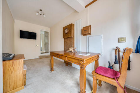 1377011-15-690cb0...