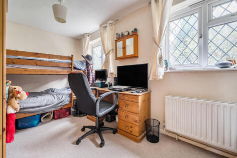 1377011-9-690caef...