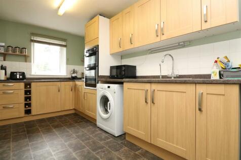 2 Bedroom Flats For Sale In Hatfield Peverel Chelmsford