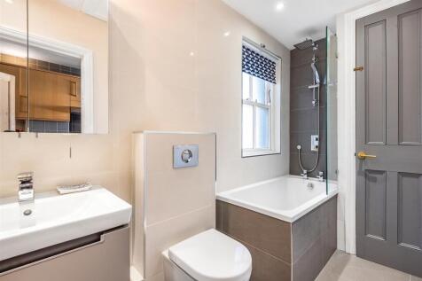 Bathroom.jpg