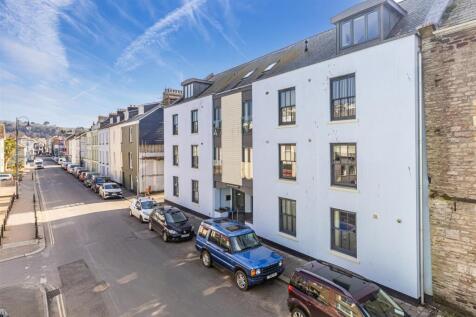 A02 - 4 Westwater Court, Dartmouth, Victoria Road 