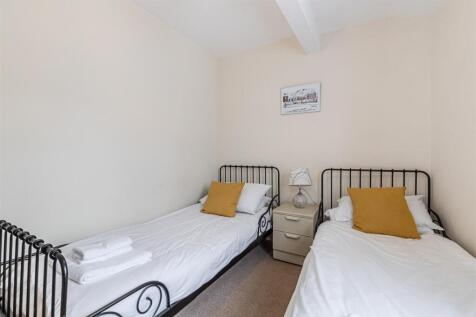 A10 - Flat 6 Raleigh Apartment Raleigh Street Dart