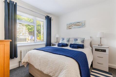 A15 - 2 Clarence House Clarence Street Dartmouth -