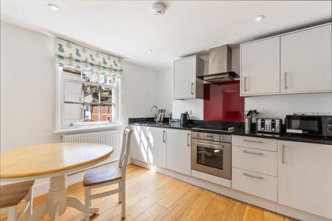 A07 - 22 Foss Street Flat 2 - 250328.jpg