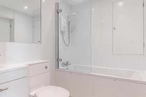 A10 - 13 South Town Dartmouth - 250617.jpg