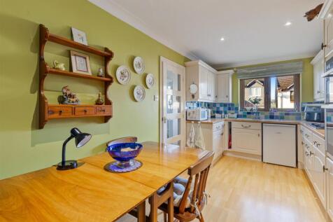 A10 - 38 Seymour Drive, Dartmouth - 251210.jpg