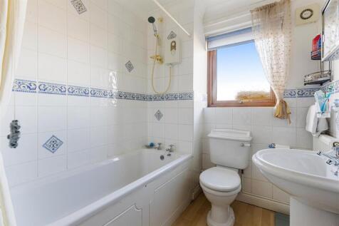 A22 - 38 Seymour Drive, Dartmouth - 251210.jpg