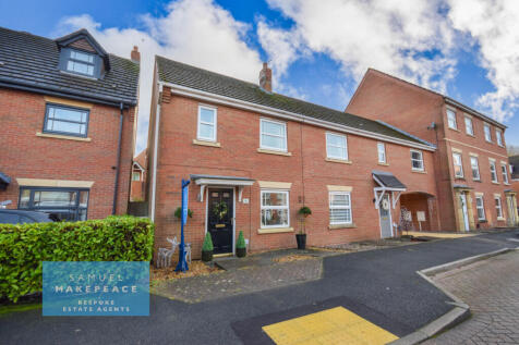 Homely Three Bedroom Semi Detached Property with 