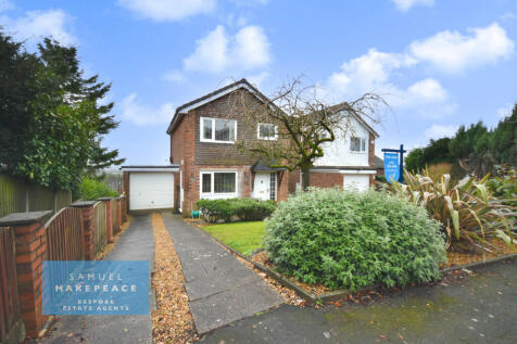 Three Bedroom Detached Property with Amazing View