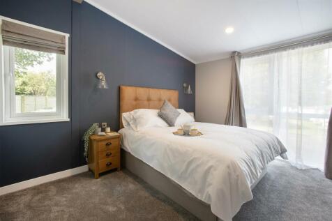 12 - Victory Parkview.jpg