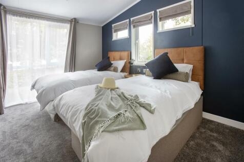 15 - Victory Parkview.jpg