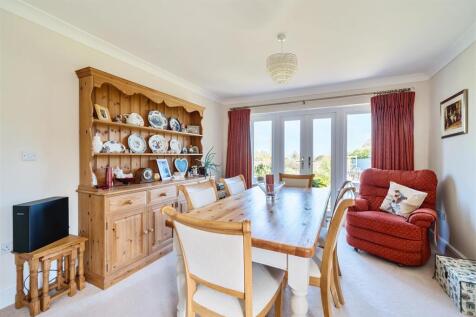 014-24-682232a932915-1289332-ARW-24.nef_Processed.