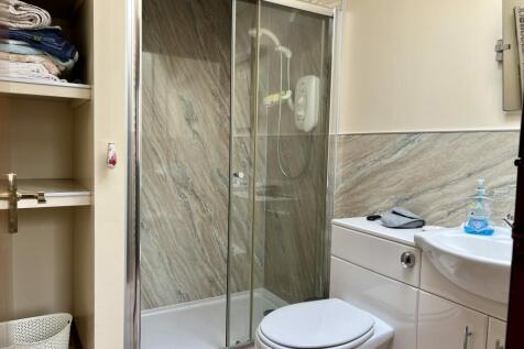 1 Tanpits Lane, Kirkcudbright - Williamson and Hen