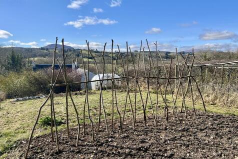 Mavis Grove, Balmaclellan, Castle Douglas - Willia
