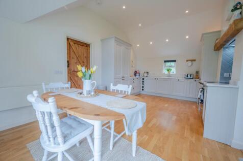 Ironmacannie Cottage, Hidden Road, Balmaclellan - 