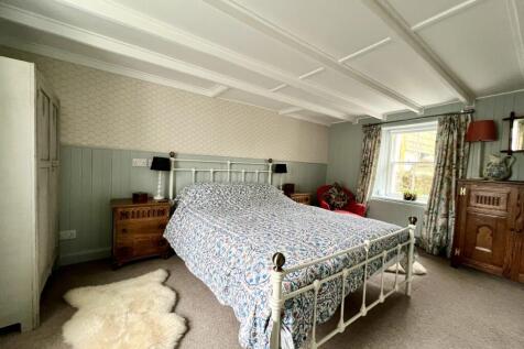 Dirrydan, 3 Castle Bank, Kirkcudbright - Williamso