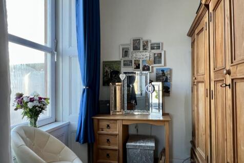 Beaconsfield, Bridge Street, Kirkcudbright - Willi