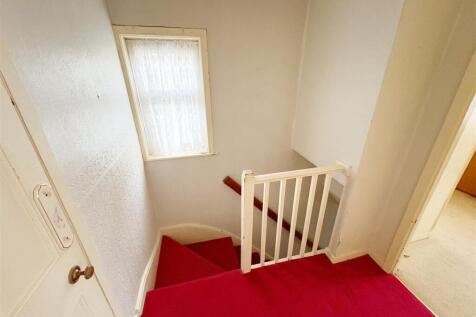 Landing and stairs (1).jpg