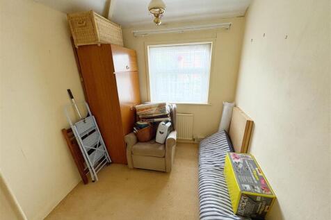 Bedroom Three (2).jpg