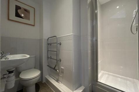 En Suite.jpeg
