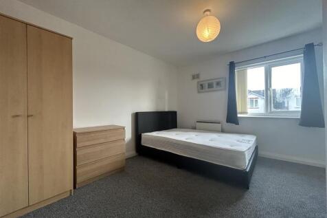 2nd Bedroom (3).jpeg