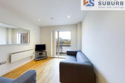 SAQ04F23-Living Area