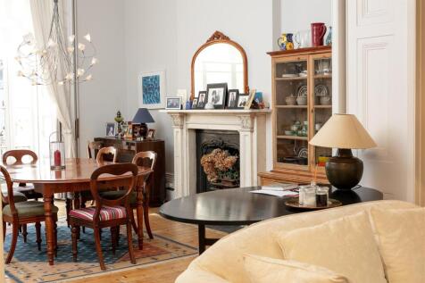 Upper Maisonette 24 Caledonia Place-15.jpg