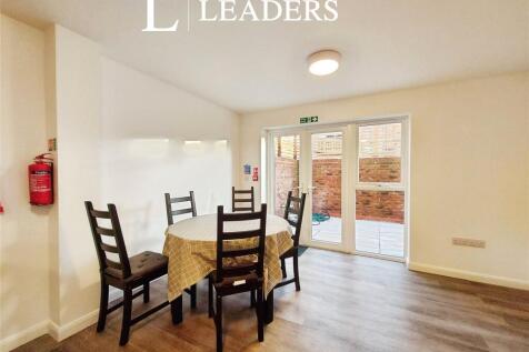 Communal Dining Area