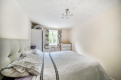 1346136-9-68b1c93...