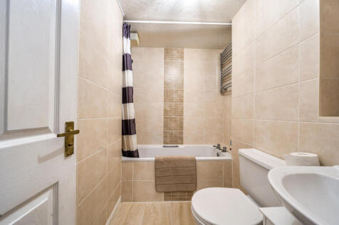 1346136-12-68b1ca...