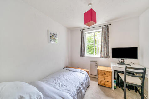 1346136-3-68b1c66...