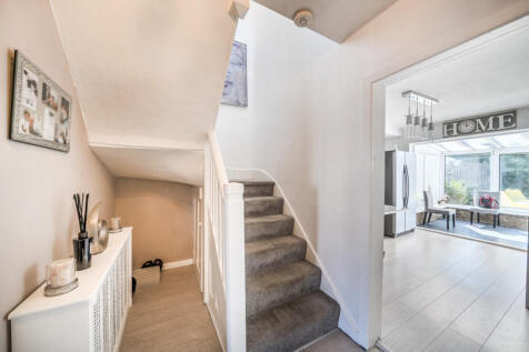 1349583-21-68bedd...