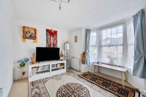 1347654-15-68baf4...