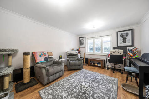 1376959-8-69203d3...