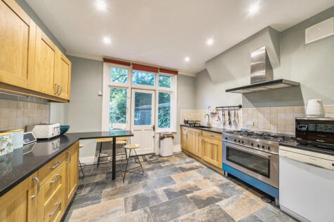 1364094-16-68e6a1...