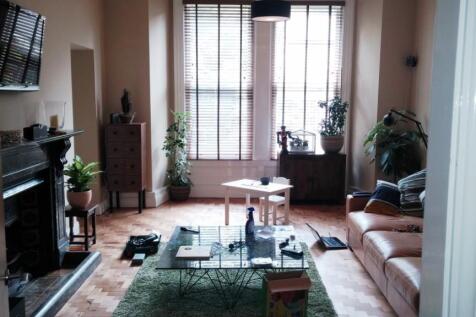 Flat 1 Living Rm.jpg