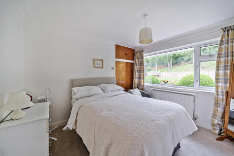 1302254-11-684854...