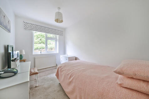 1302254-17-684856...