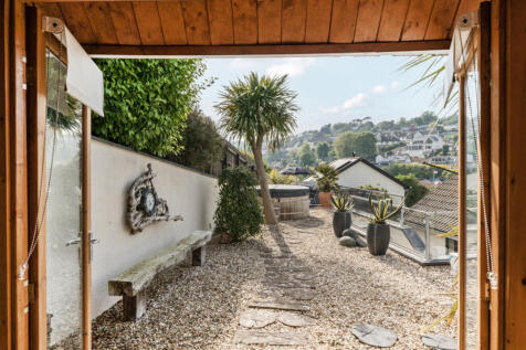 50-681ba825d7288-...