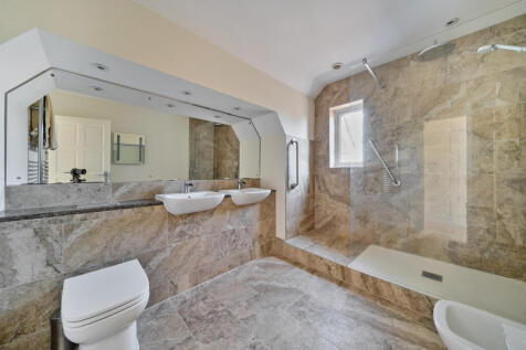 En Suite Shower