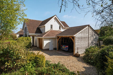 Carport &amp; Parking