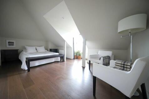 nicholas james ditchling rd en bed 4.jpg