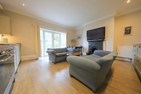 nicholas james ditchling rd flat kitchen_.jpg