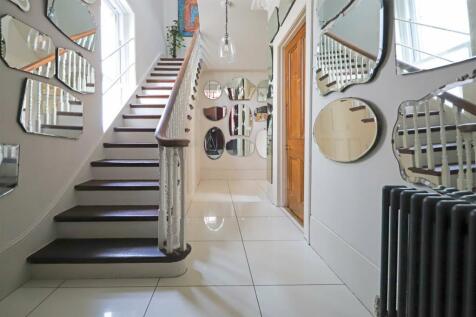 nicholas james ditchling rd hallway_.jpg