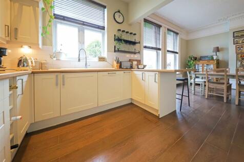 nicholas james ditchling rd kitchen dinr.jpg