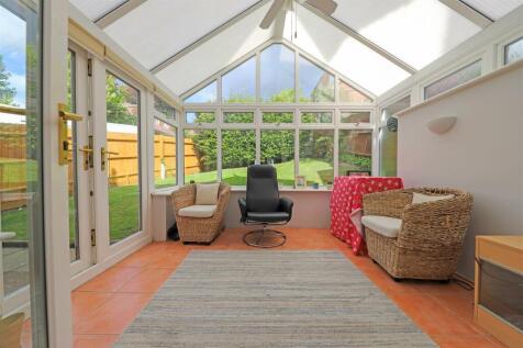 nicholas james crescent drive conservatory_.jpg