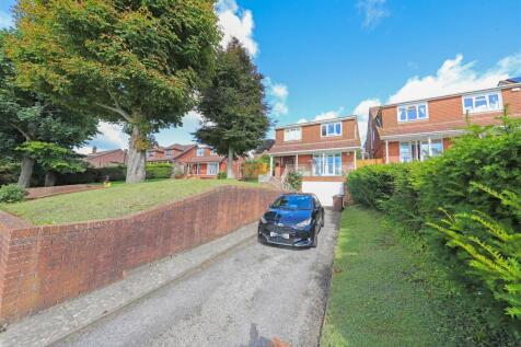 nicholas james crescent drive front 1.jpg